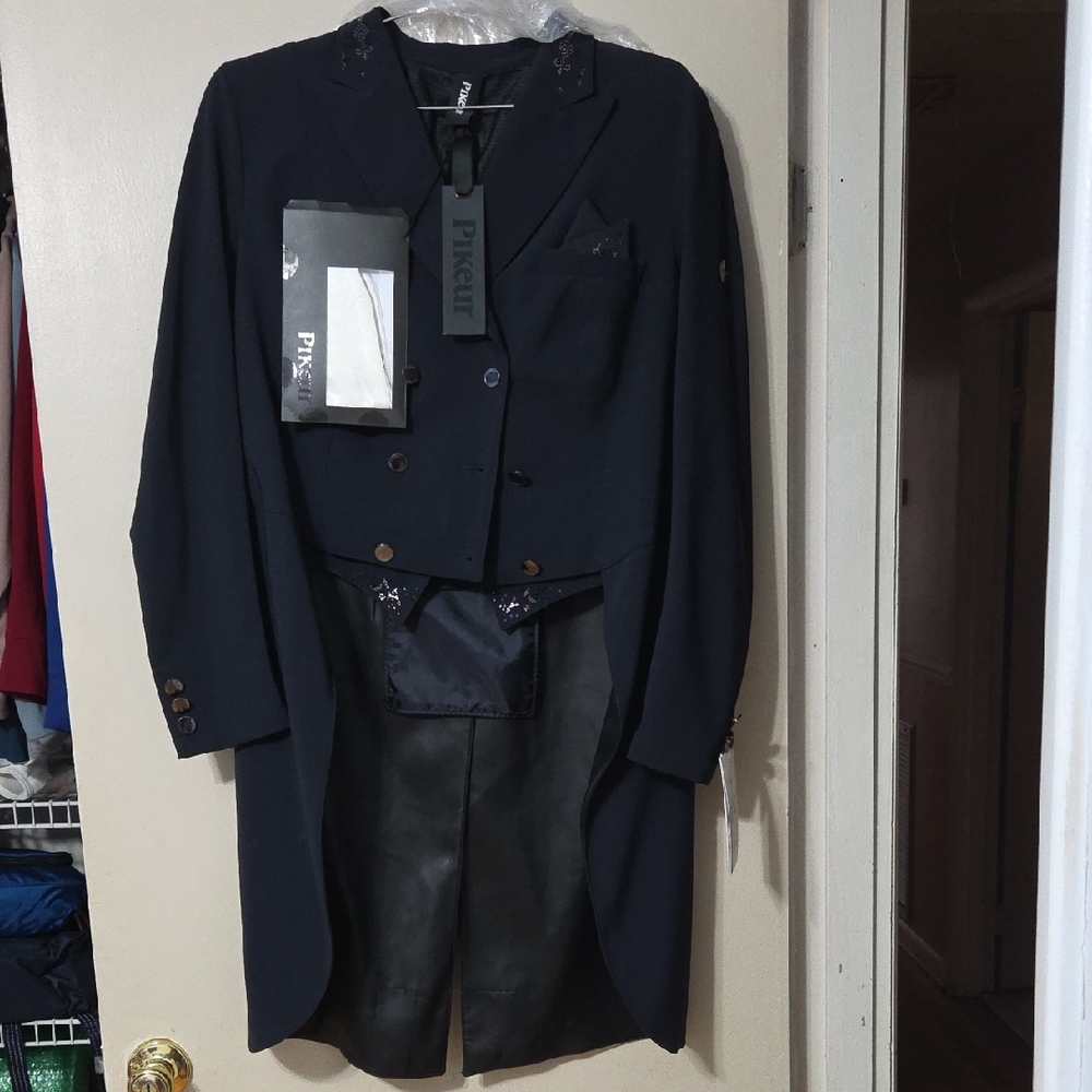 Pikeur Lilien Dressage Shadbelly Tailcoat, NWT, Navy, 46
